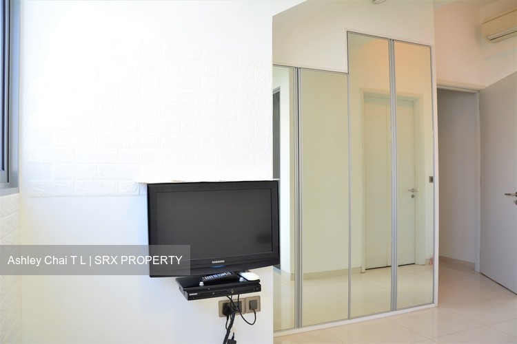 Suites @ Sims (D14), Apartment #197694422